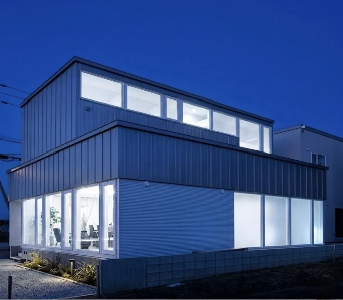 東区のコートHOUSE — 夕景のコーナービュー
